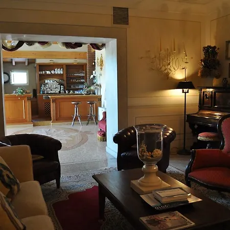La Corte Hotel 3*